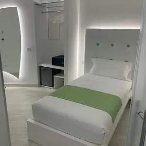 επισκεφθείτε το ξενοδοχείο